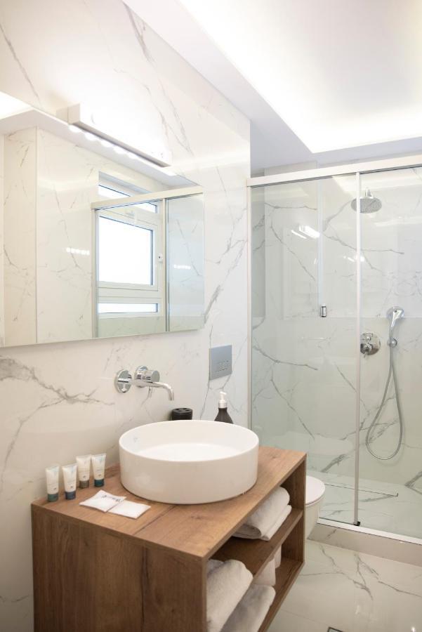 Cityscape Luxury Apartments Янина Екстериор снимка