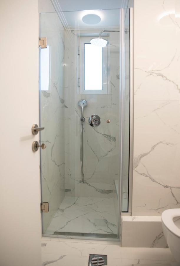 Cityscape Luxury Apartments Янина Екстериор снимка